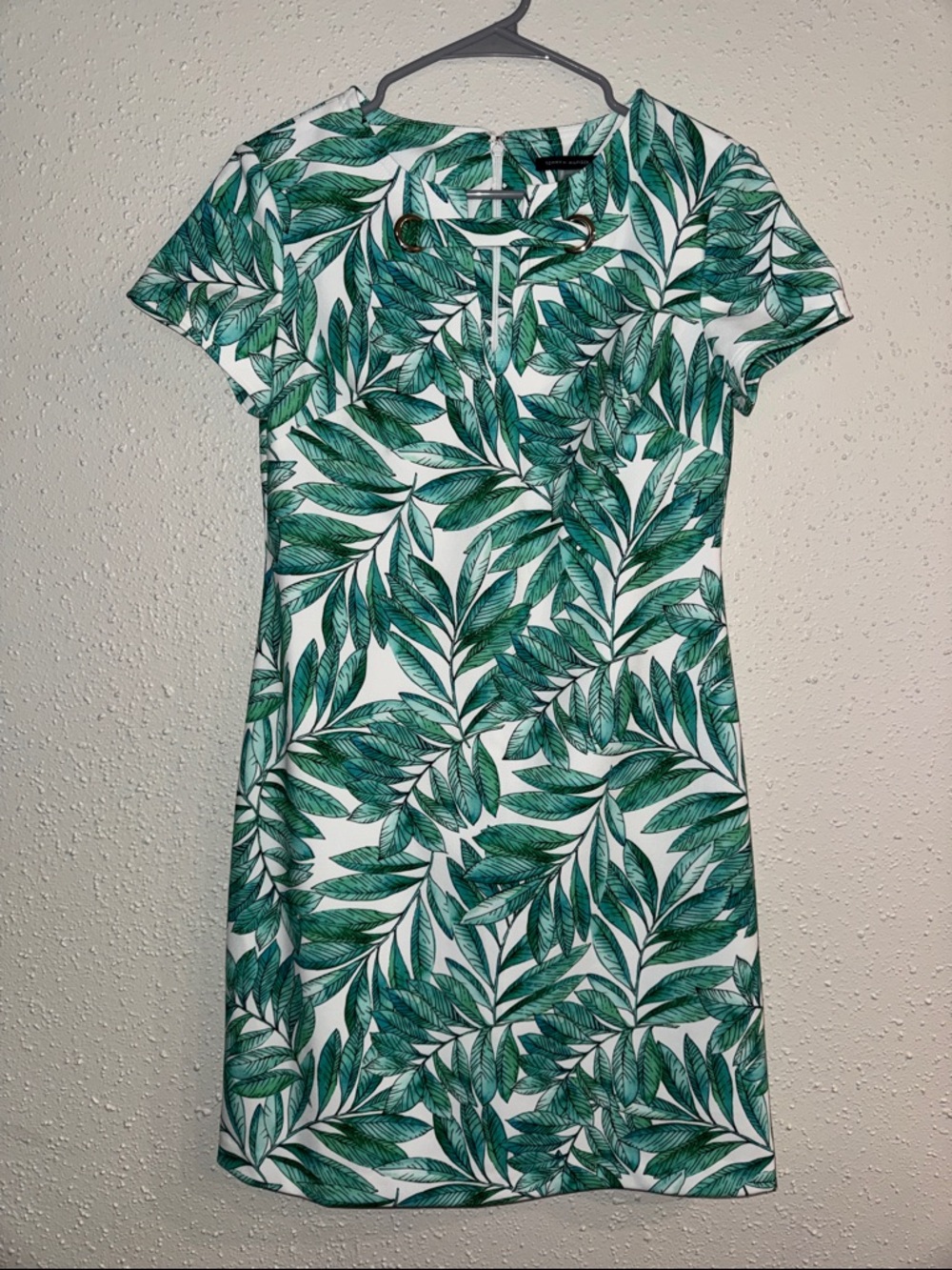 NWOT Tommy Hilfiger Palm Leaf Print Short Sleeve Dress